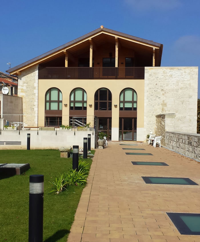 Clarisas Salvatierra Komentuaren Erreforma